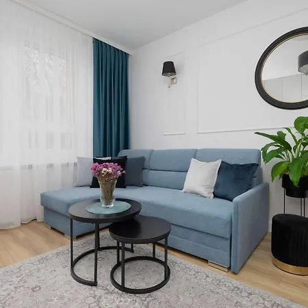 Ochota Bright For 4 Close To Och Teatr By Renters Warschau