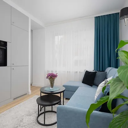 Ochota Bright For 4 Close To Och Teatr By Renters