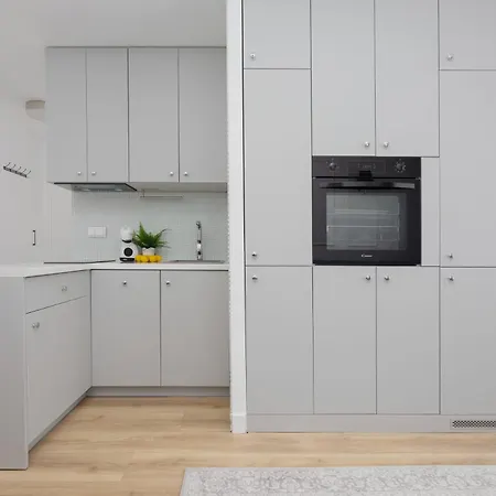 Ochota Bright For 4 Close To Och Teatr By Renters Appartement *