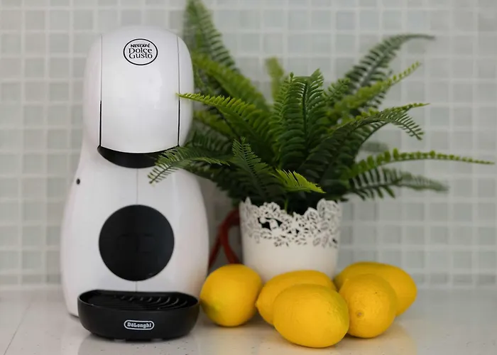 Lägenhet Ochota Bright For 4 Close To Och Teatr By Renters *