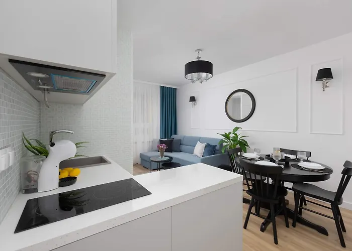 Lägenhet Ochota Bright For 4 Close To Och Teatr By Renters