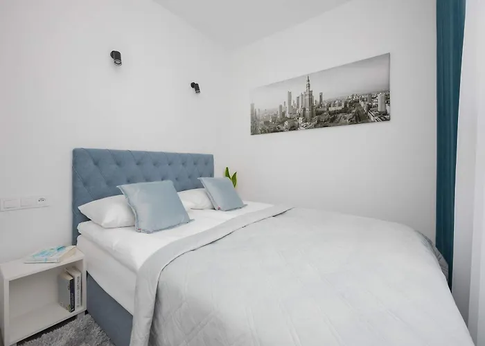 Ochota Bright For 4 Close To Och Teatr By Renters