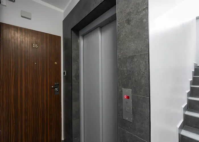 Lägenhet Ochota Bright For 4 Close To Och Teatr By Renters Warszawa