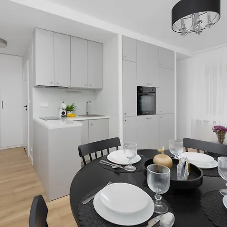 Apartman Ochota Bright For 4 Close To Och Teatr By Renters *