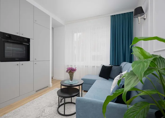 Ochota Bright For 4 Close To Och Teatr By Renters