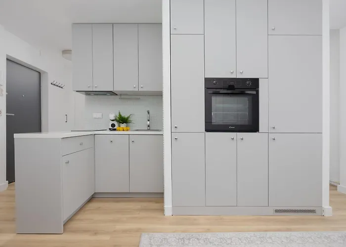 Ochota Bright For 4 Close To Och Teatr By Renters Lejlighed *