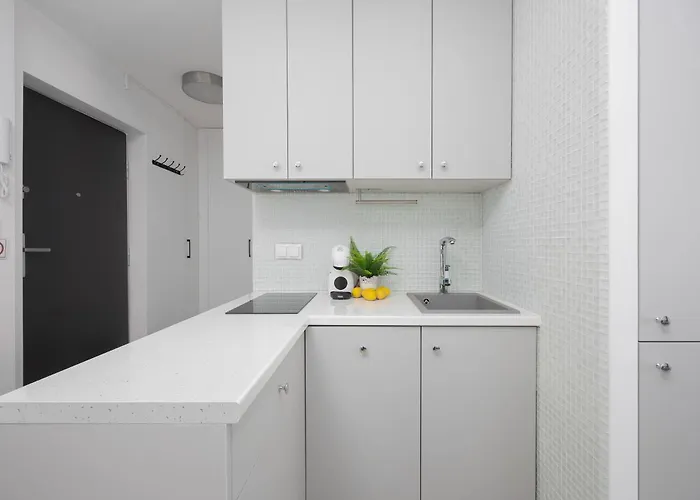 Lejlighed Ochota Bright For 4 Close To Och Teatr By Renters