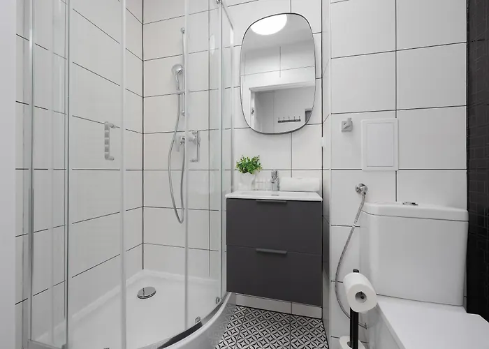 Lejlighed Ochota Bright For 4 Close To Och Teatr By Renters